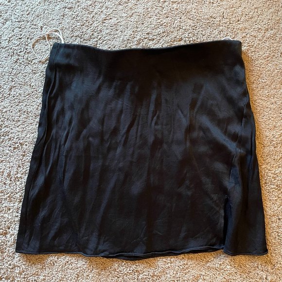 Aritzia Wilfred Black Mini Skirt - Picture 1 of 3